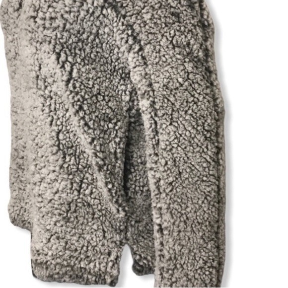 Altar'd State Wubby Sweater Gray Teddy Sherpa Quarter Zip pockets size S - Picture 11 of 12
